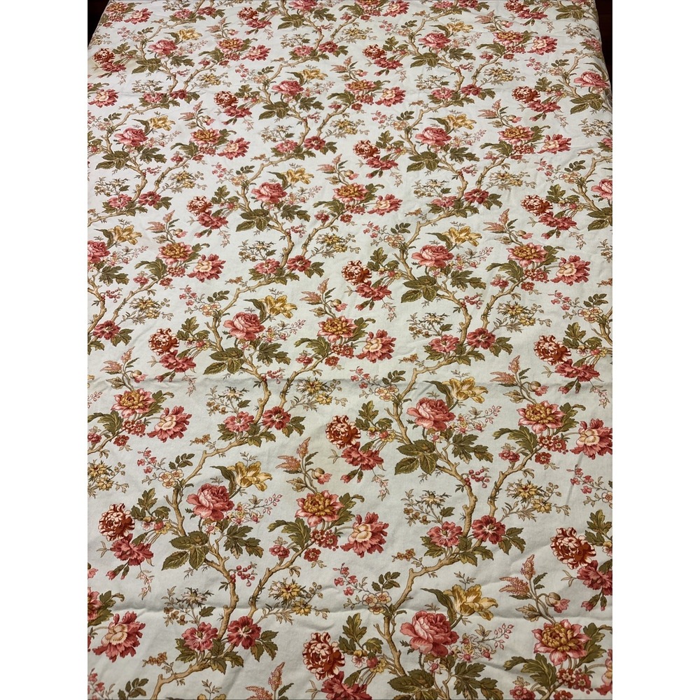 Waverly Rectangular Table Cloth 74x55" Cottagecore Pink Hydrangeas Cotton Lily‎
